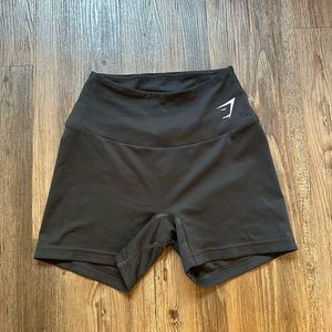 Gymshark training shorts - black